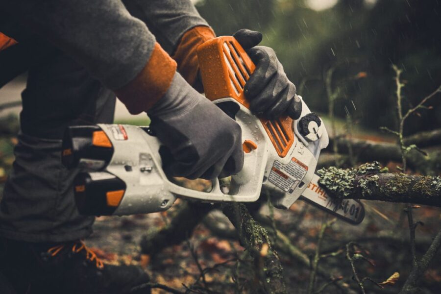 SORPRENDENTE CORTE DE LA GTA 40 DE STIHL