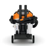 EL ASPIRADOR SEA 60 DE STIHL CUENTA CON SOPORTE PARA TODOS SUS ACCESORIOS. A BATERÍA Y SIN CABLES EL FAVORITO DE FERNANDO